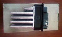 Резистор вентилятора отопителя салона, (электронный климат-контроль) OPEL