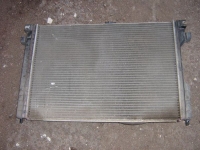 Радиатор охлаждения Опель Омега (1994-2003) 2.0-2.2, бензин, с кондиционером, б/у
