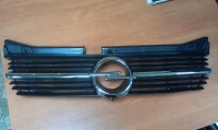 Решетка радиатора Омега Б (1994-1999) б/у