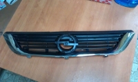Решетка радиатора Вектра Б (1999-2001) хромированная. Без значка.