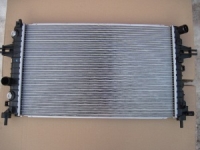 Радиатор охлаждения Астра H (2004-2007)  12XEP, 14XEL, 14XEP, Z18XE (АКПП+АС)